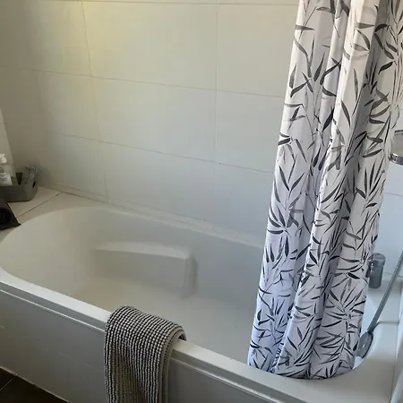 Appartement Confortable Au Coeur De A Deux Pas Du *